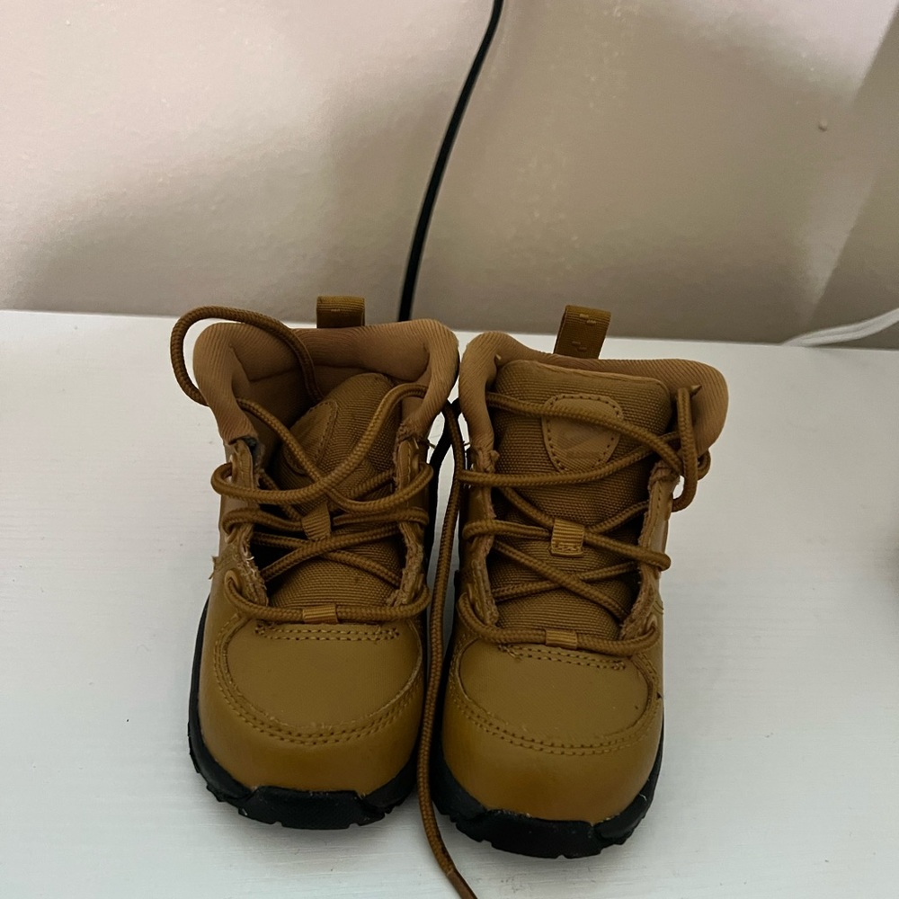 Nike boots